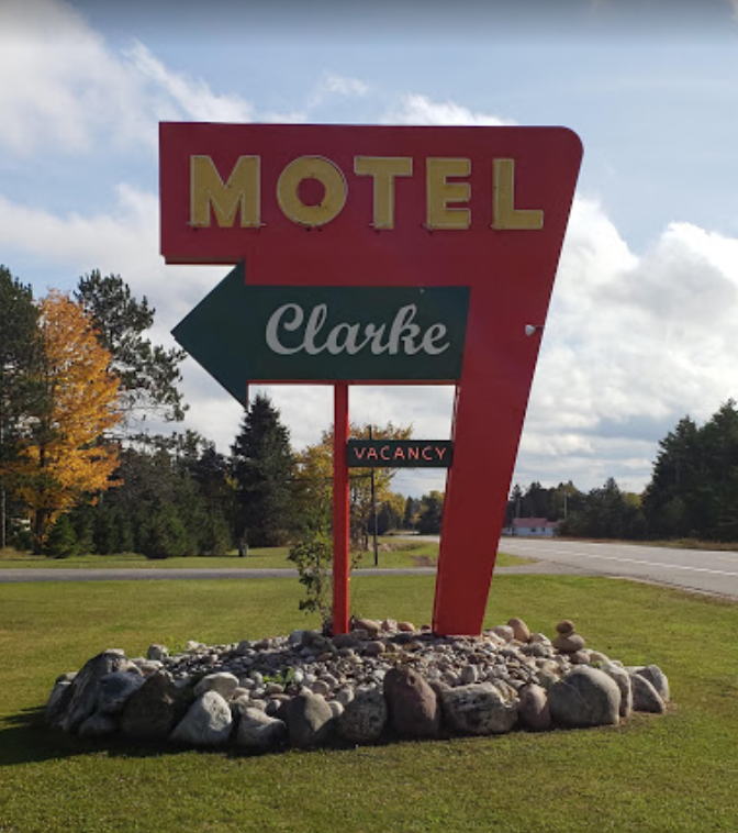 Clarke Motel (Motel Clark) - Recent Photos From Website (newer photo)